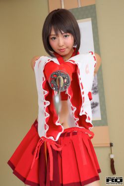 没有穿衣服的女人
